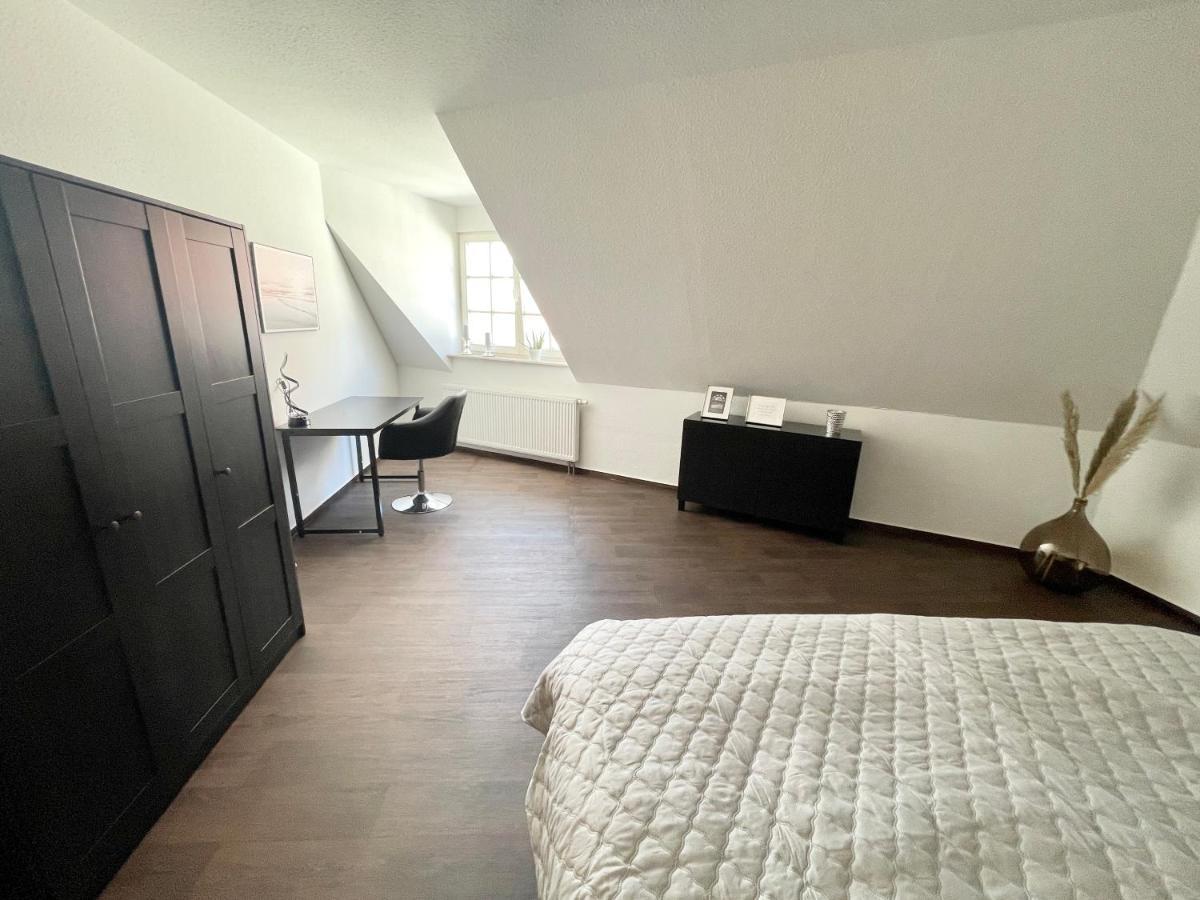 Ferienwohnung Augenblick - Stylisches Apartment In Der Besten Altstadtlage Von Érfurt Exterior foto
